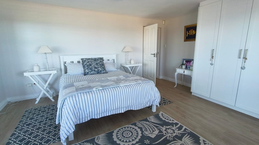 4 Bedroom Property for Sale in Dana Bay Western Cape